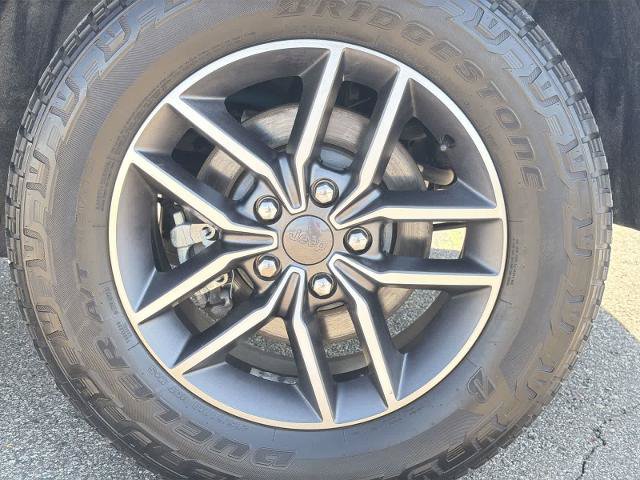 Used 2022 Jeep Grand Cherokee Limited AWD/4WD image 14