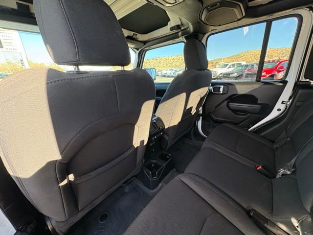 Used 2023 Jeep Gladiator Willys image 17