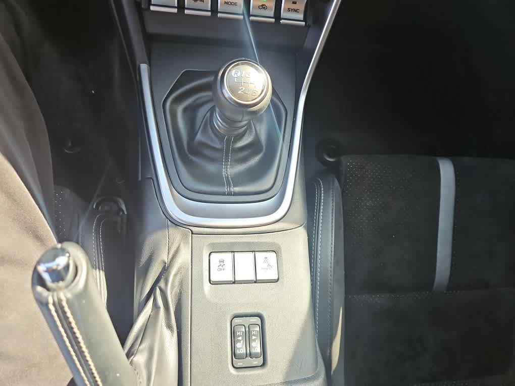 Used 2024 Toyota GR86 Premium RWD image 18