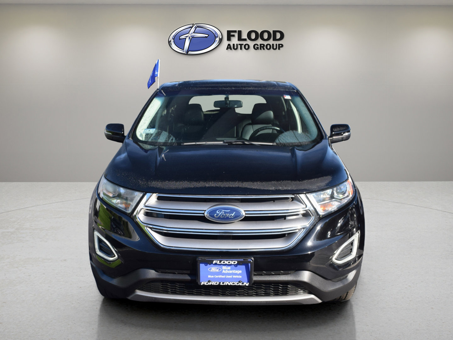 Certified 2018 Ford Edge Titanium w/ Equipment Group 301A image 2