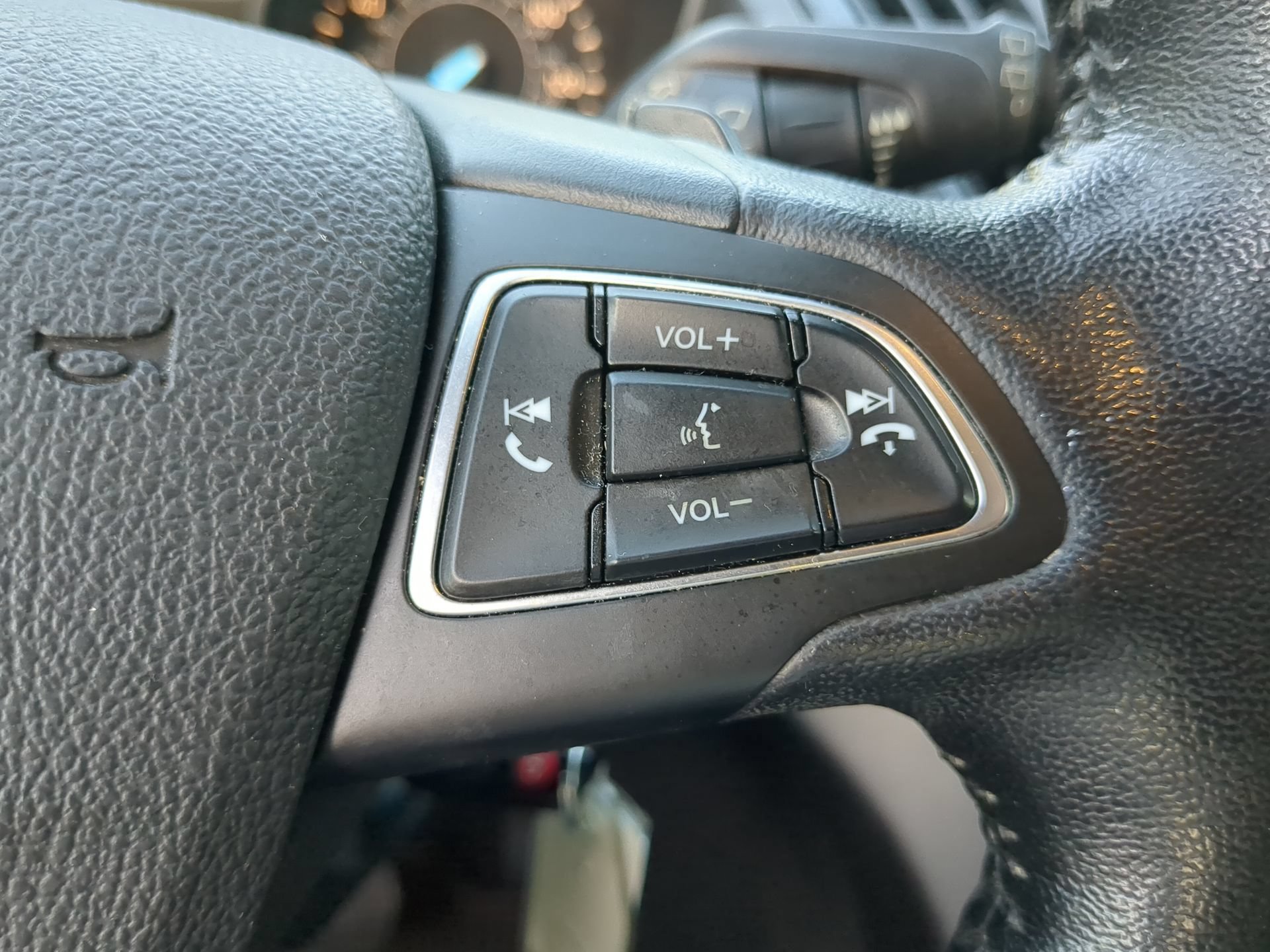Certified 2017 Ford Escape SE w/ SE Leather Comfort Package FWD image 66