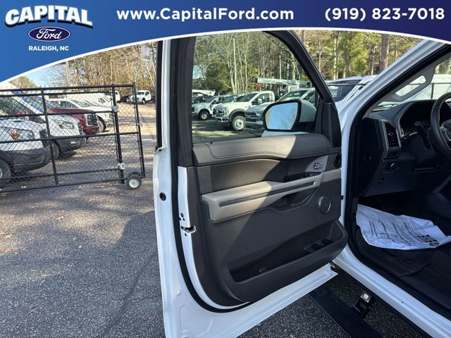 Certified 2020 Ford Expedition XLT w/ Equipment Group 202A image 19