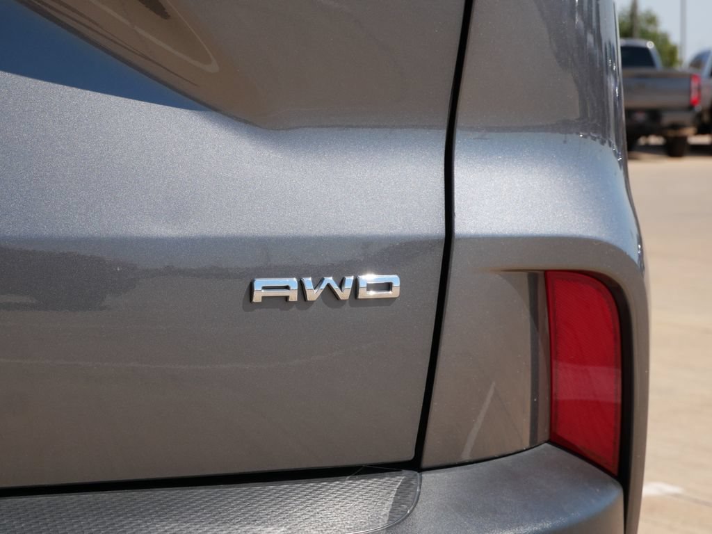 Certified 2025 Ford Escape Active AWD/4WD image 9