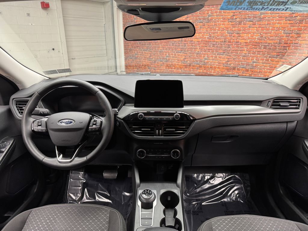 Certified 2023 Ford Escape Active AWD/4WD image 12