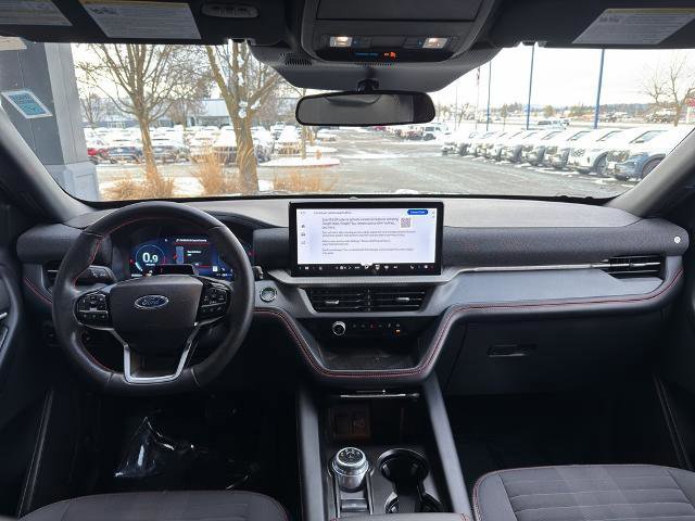 Certified 2025 Ford Explorer ST-Line w/ ST-Line Street Pack image 32