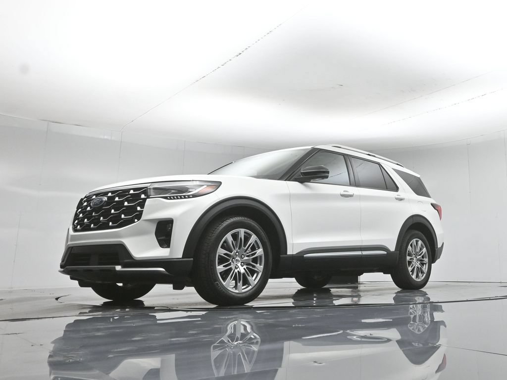 Certified 2025 Ford Explorer Platinum RWD image 50