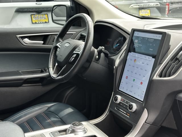 Certified 2022 Ford Edge SEL w/ Sport Appearance Package AWD/4WD image 32