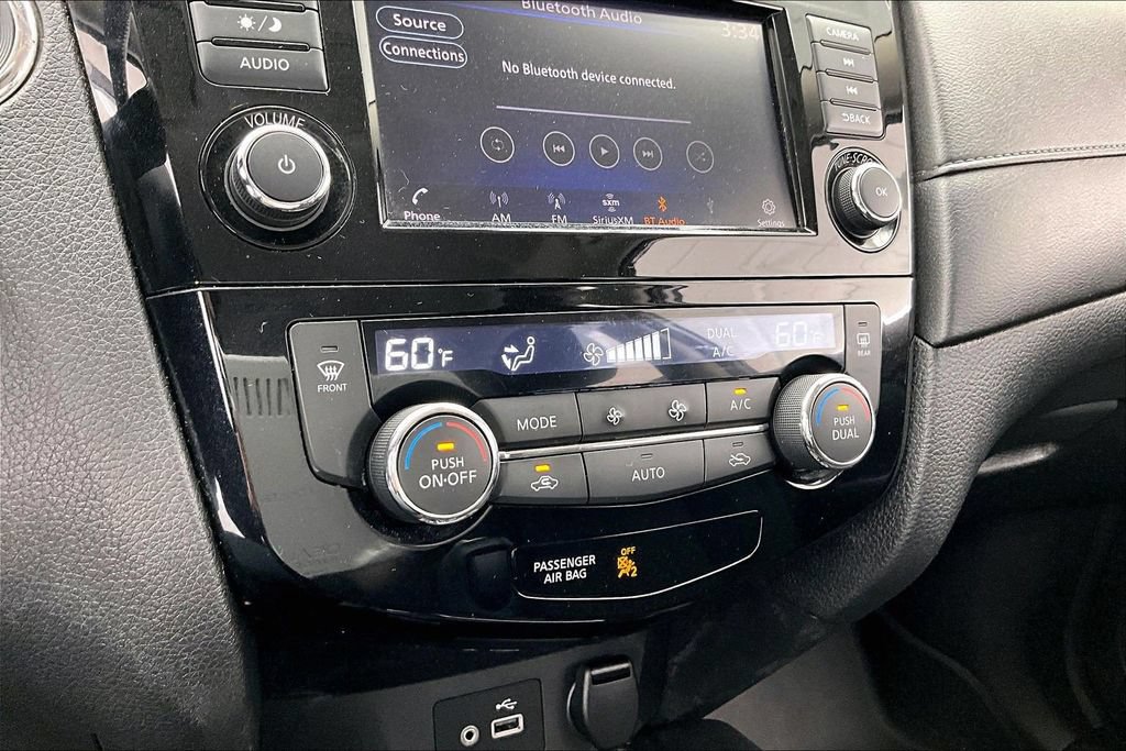 Used 2020 Nissan Rogue SV w/ Premium Package AWD/4WD image 31