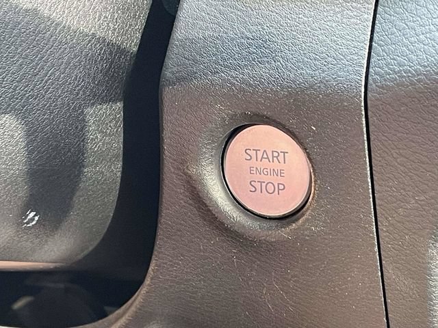 Used 2022 Nissan Frontier SV AWD/4WD image 16
