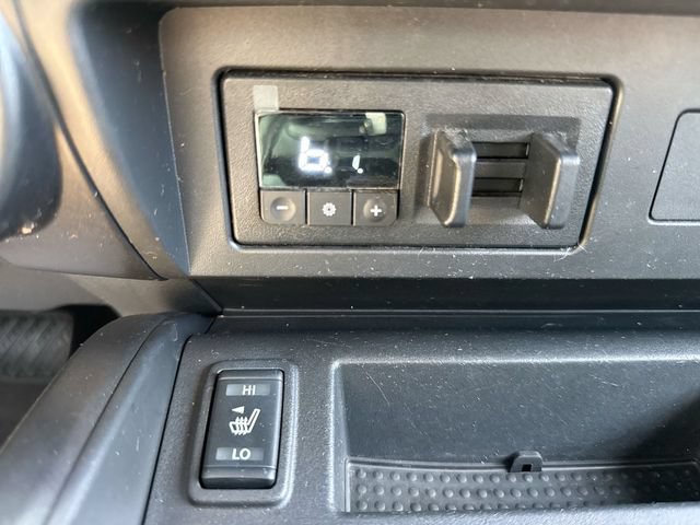 Used 2021 Nissan Titan PRO-4X w/ Pro-4x Convenience Package AWD/4WD image 31