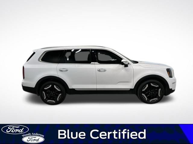 Used 2024 Kia Telluride S w/ S Sunroof Package image 4