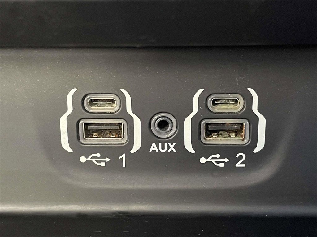 Used 2021 RAM 1500 Laramie w/ Sport Appearance Package image 22