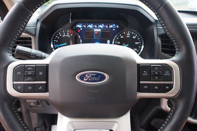 Certified 2024 Ford Expedition XLT RWD image 27