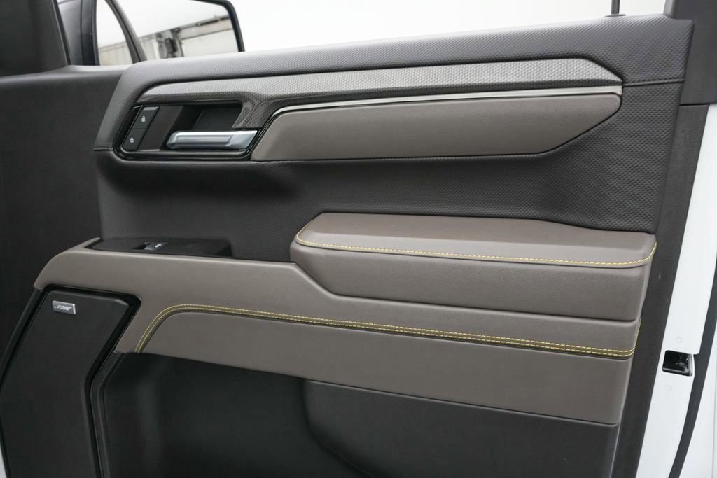 Used 2023 Chevrolet Silverado 1500 ZR2 w/ Technology Package image 30