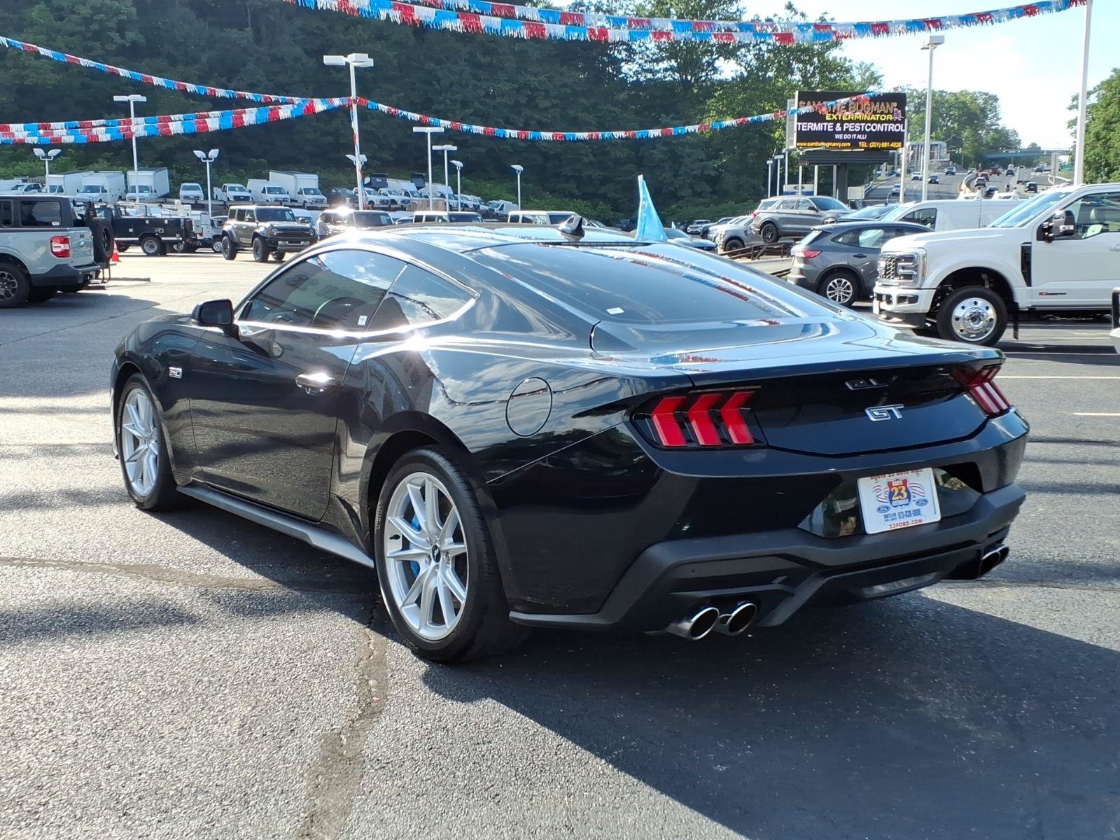 Certified 2024 Ford Mustang GT Premium RWD image 6