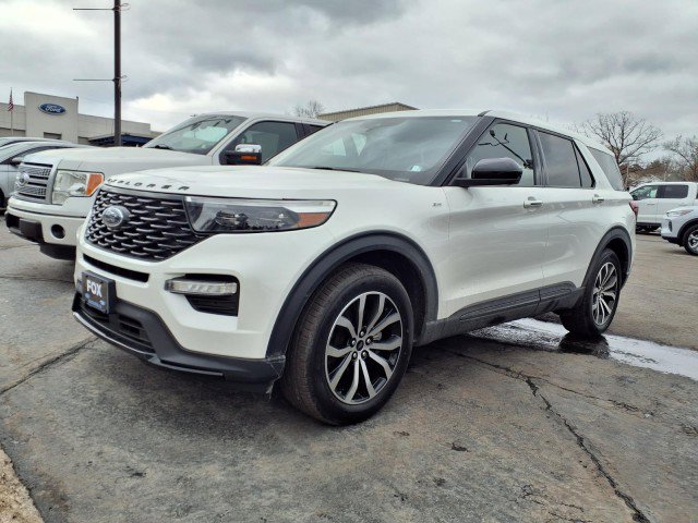 Certified 2022 Ford Explorer ST-Line w/ Class IV Trailer Tow Package
