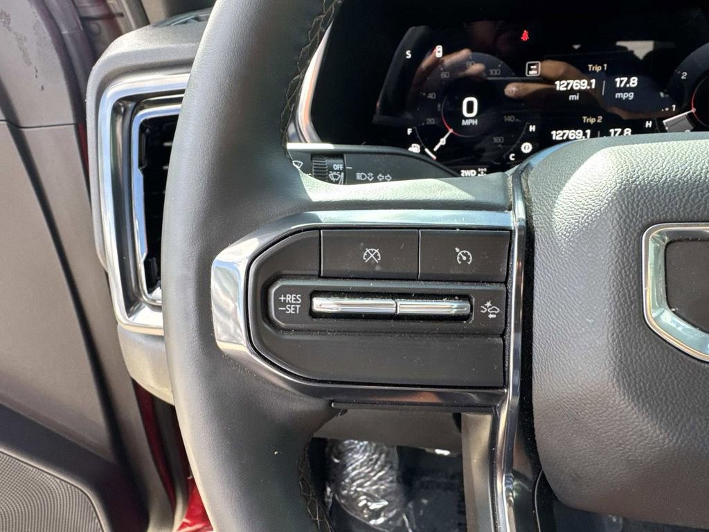 Used 2025 GMC Canyon AT4 w/ AT4 Premium Package image 22