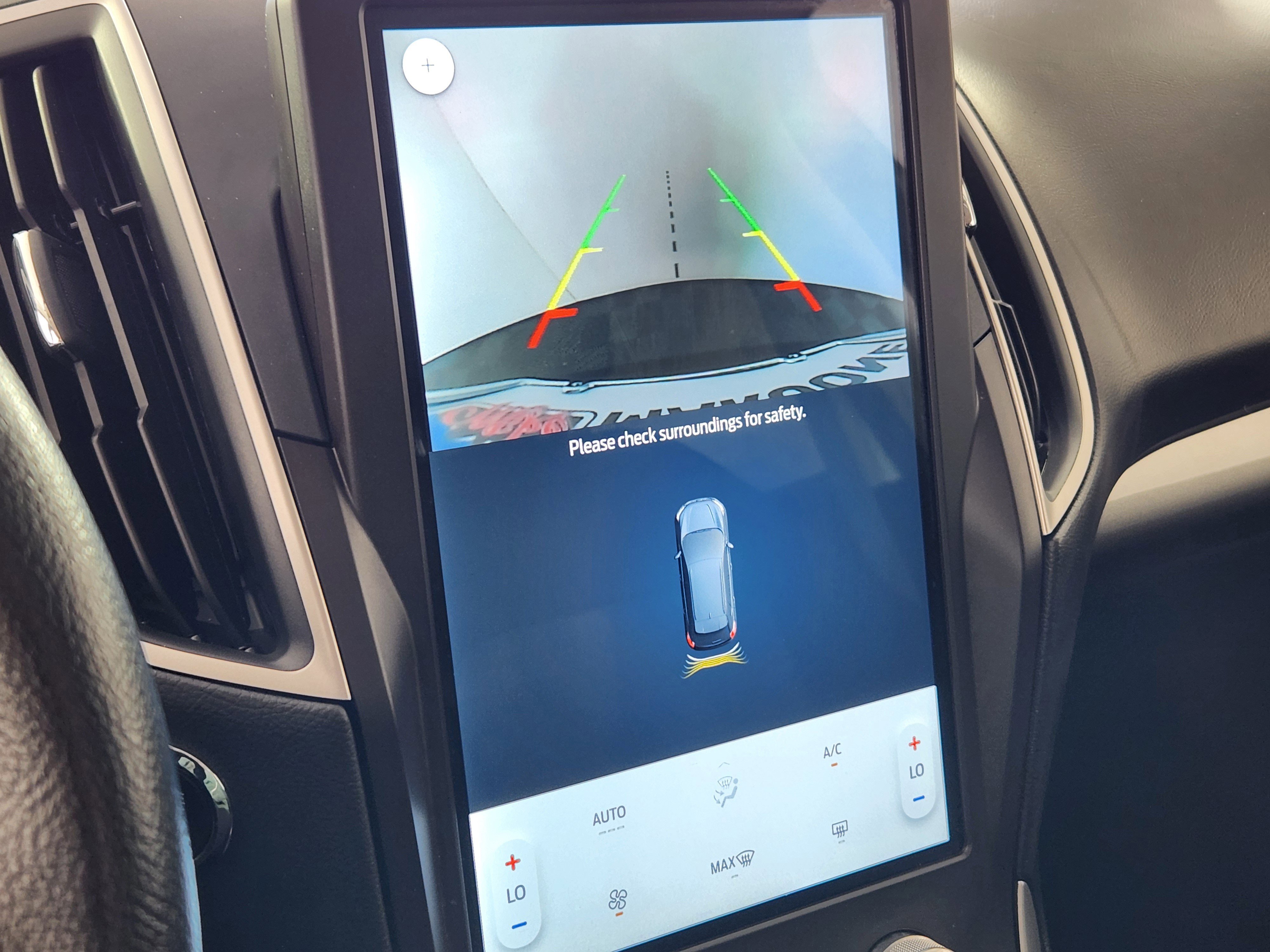 Certified 2021 Ford Edge SE image 22