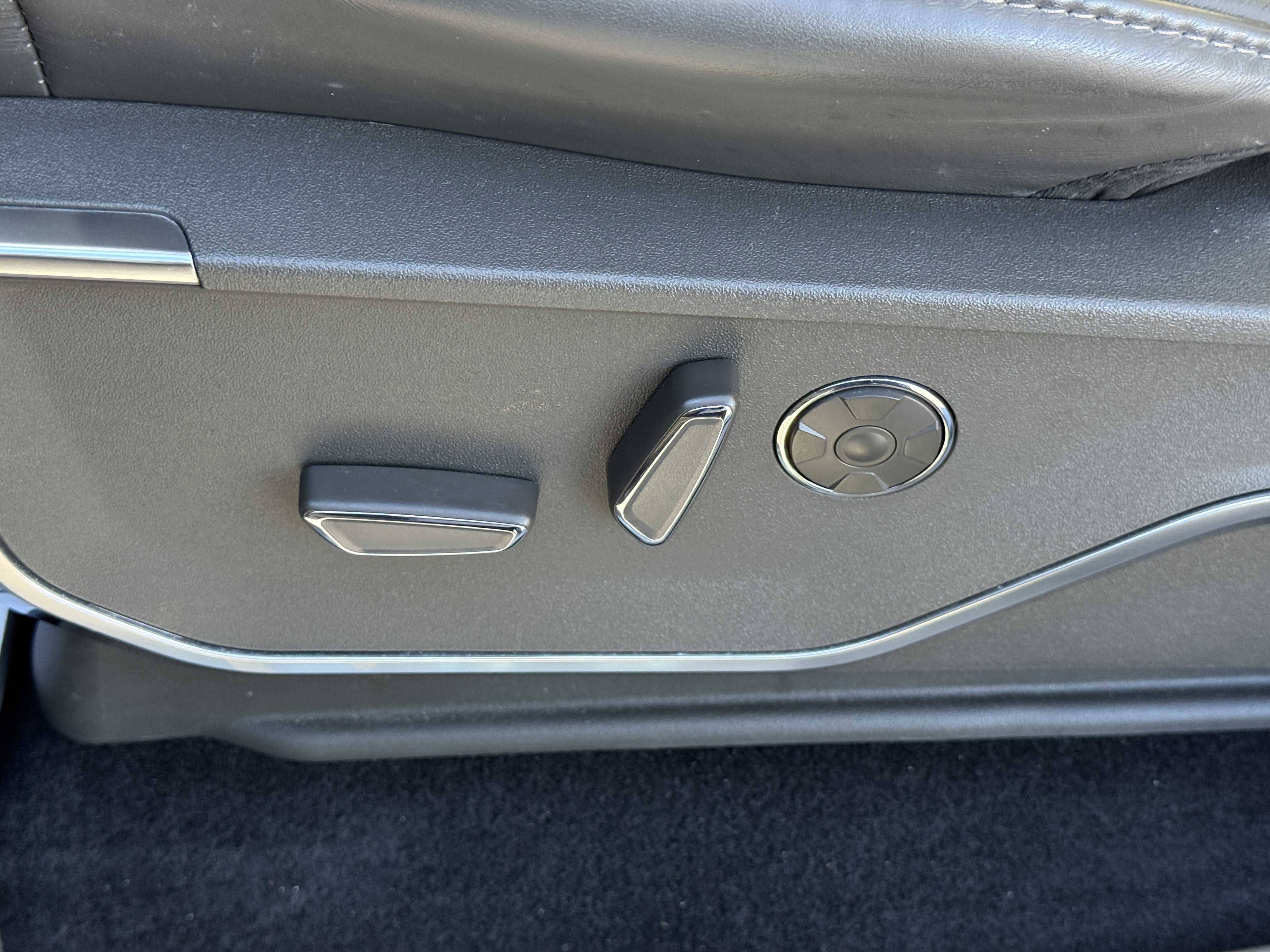 Certified 2024 Ford F150 Platinum w/ Equipment Group 703A Plus image 18