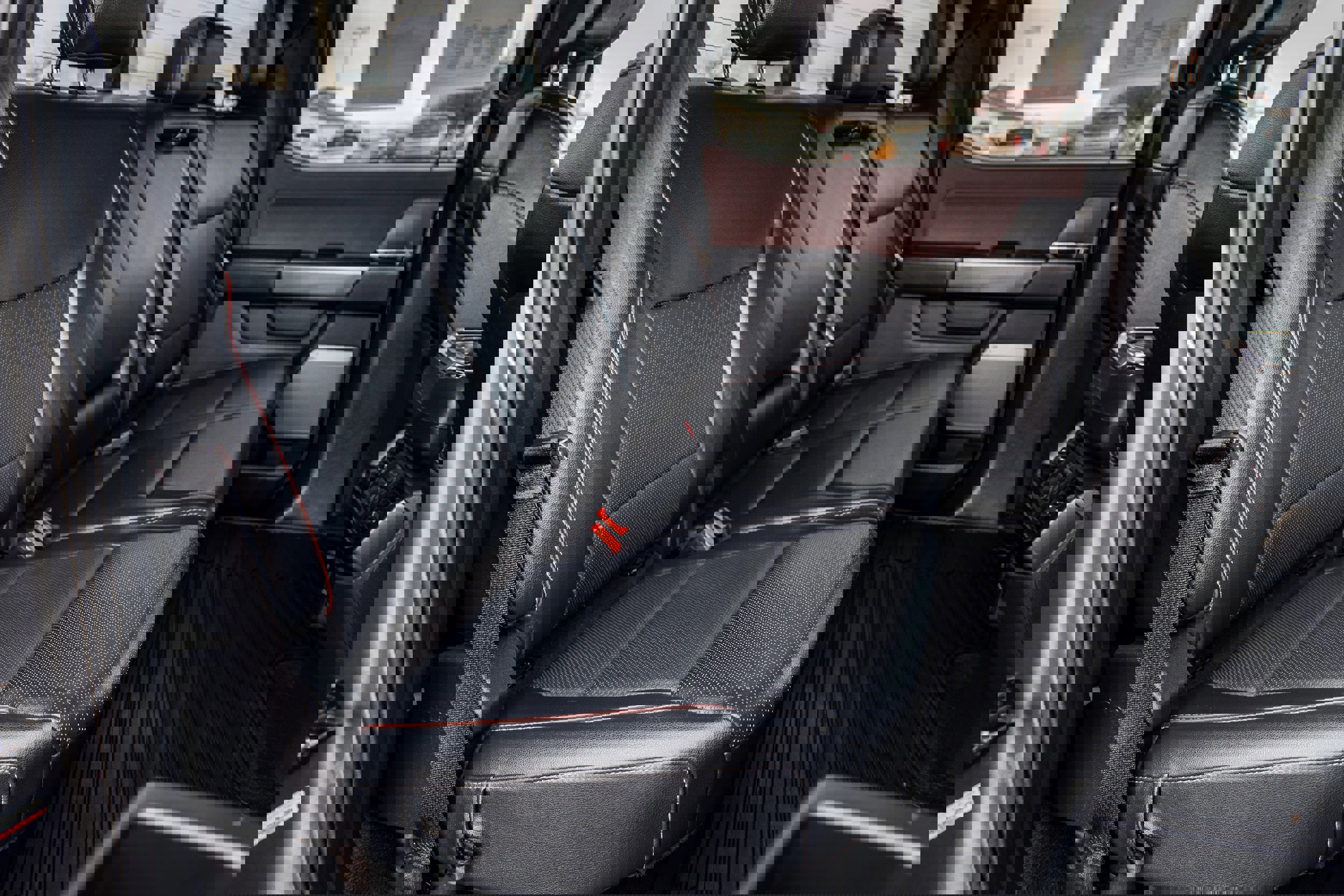 Certified 2021 Ford F150 Lariat w/ Equipment Group 502A High image 14