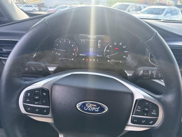 Certified 2022 Ford Explorer XLT w/ Equipment Group 202A image 34