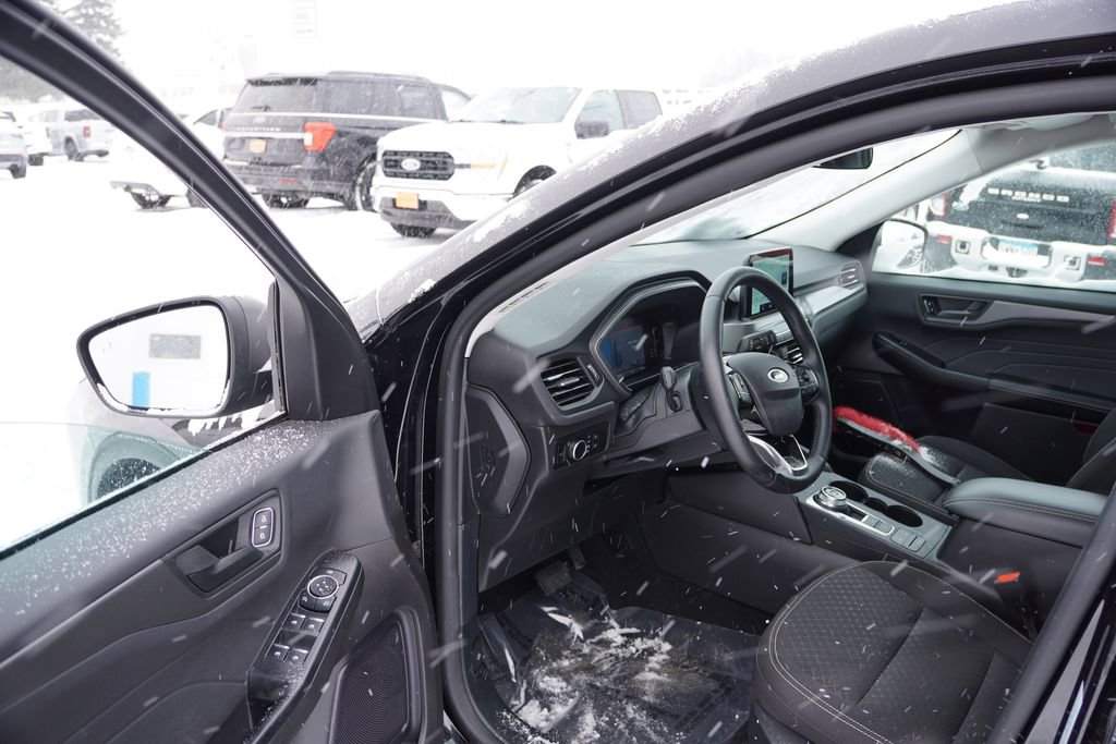 Certified 2024 Ford Escape Active image 15