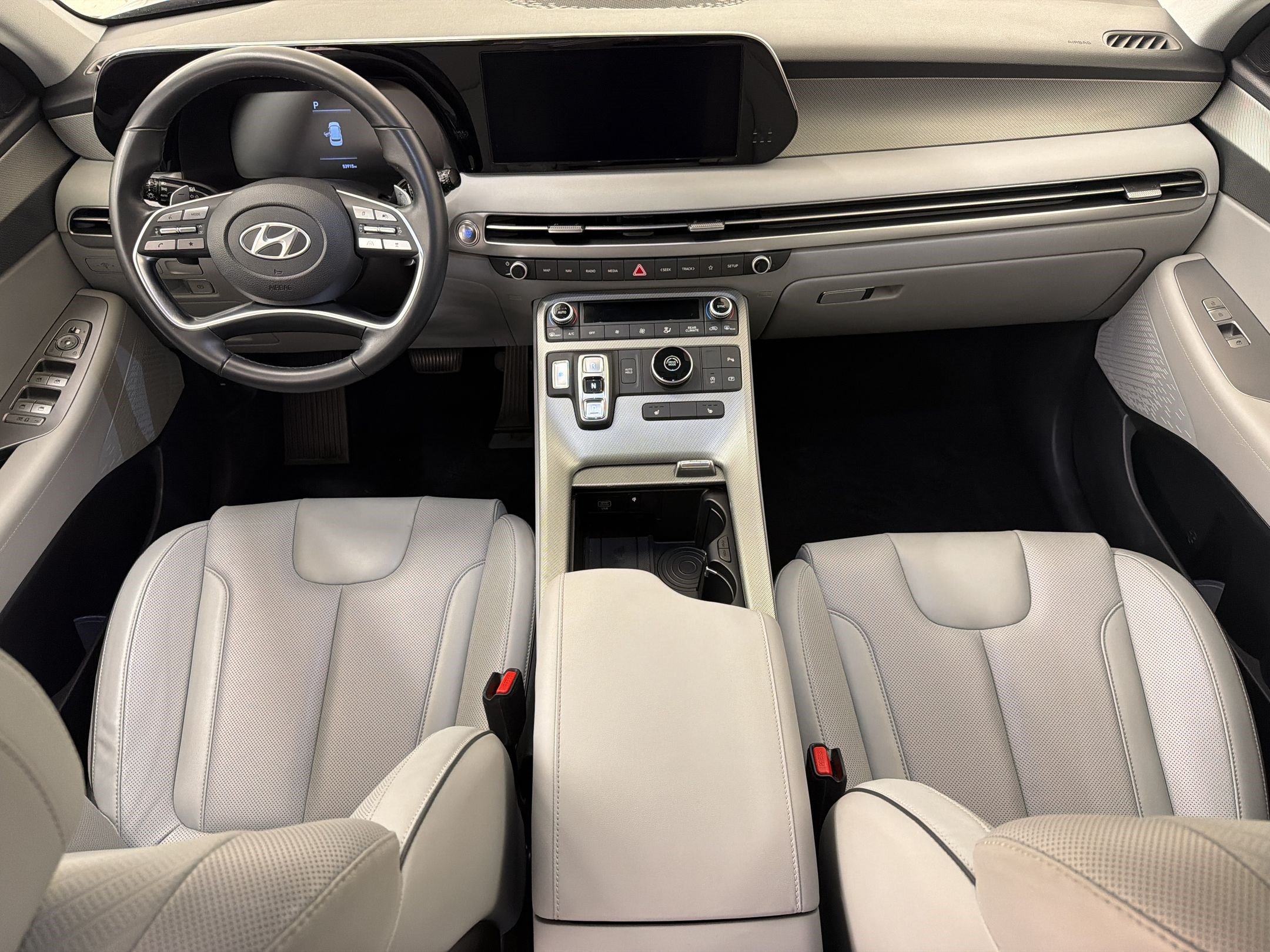 Used 2024 Hyundai Palisade SEL FWD image 17
