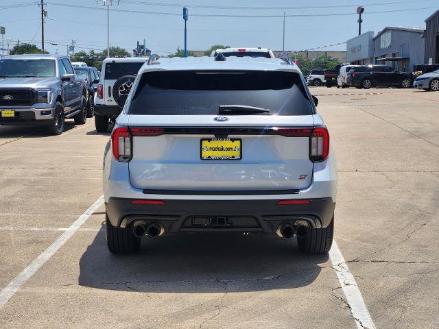 Certified 2026 Ford Explorer ST AWD/4WD image 5