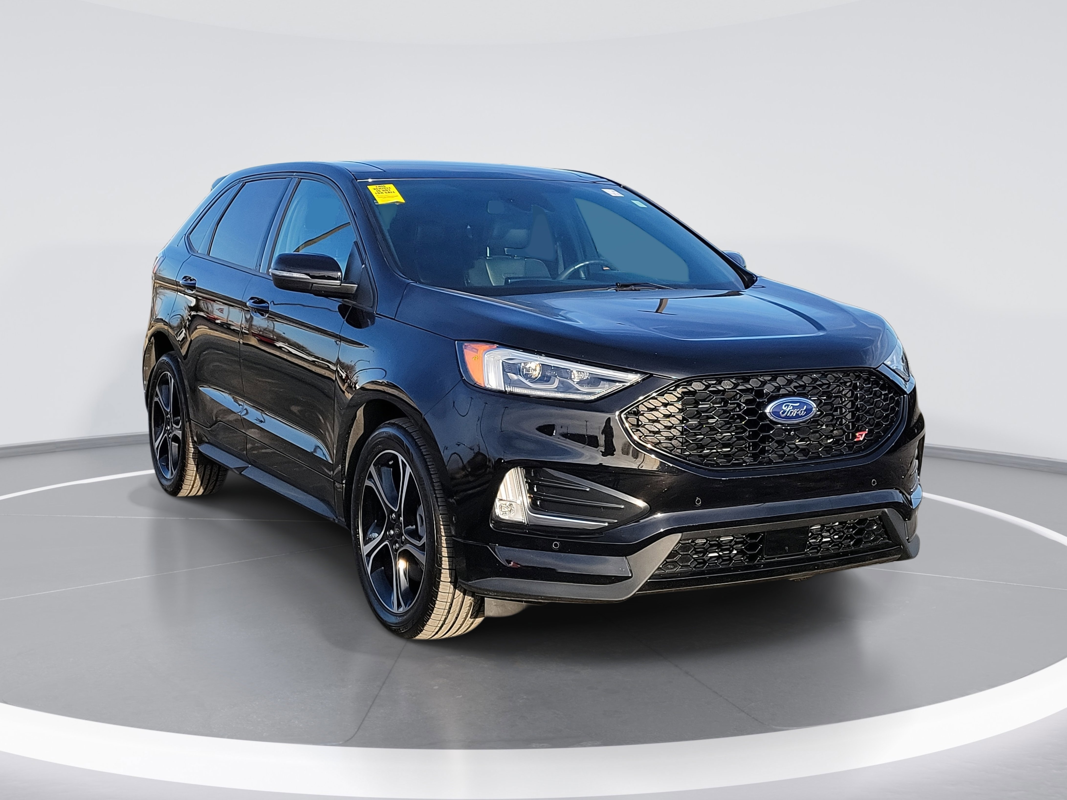 Certified 2024 Ford Edge ST w/ Equipment Group 401A image 4