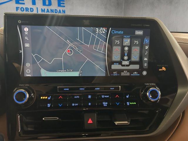 Used 2021 Toyota Highlander Platinum AWD/4WD image 6