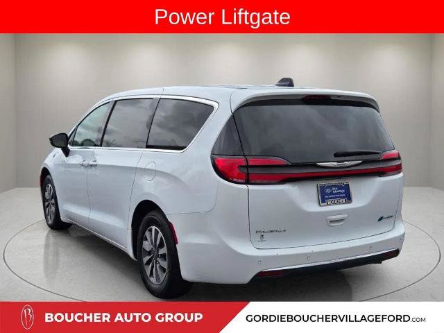 Used 2024 Chrysler Pacifica Limited FWD image 6