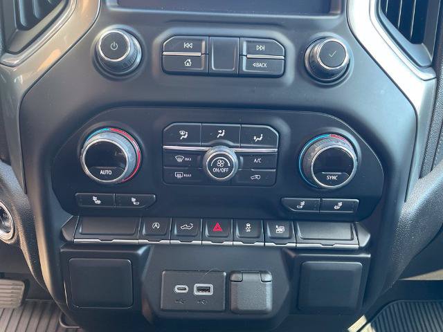 Used 2022 Chevrolet Silverado 1500 LT AWD/4WD image 24