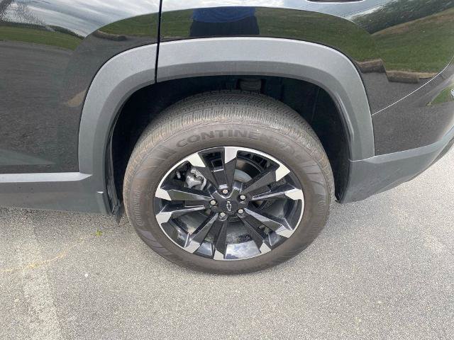 Used 2025 Chevrolet Equinox RS w/ Safety and Technology Package FWD image 31