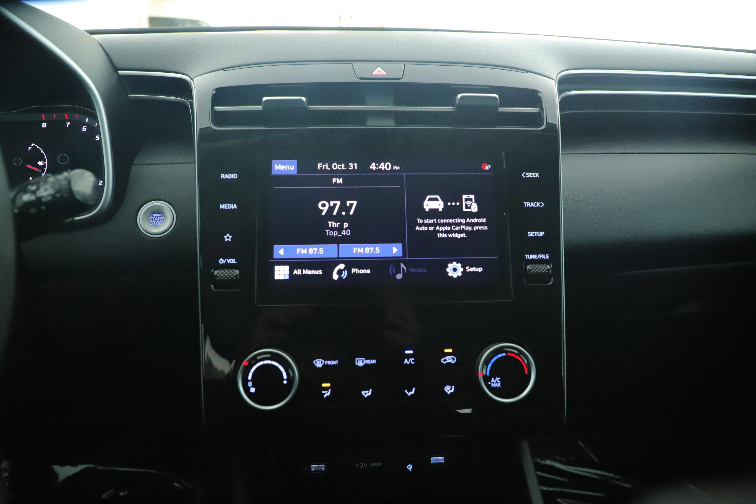 Used 2023 Hyundai Tucson SEL image 11