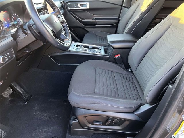 Certified 2020 Ford Explorer XLT w/ Comfort Package image 24