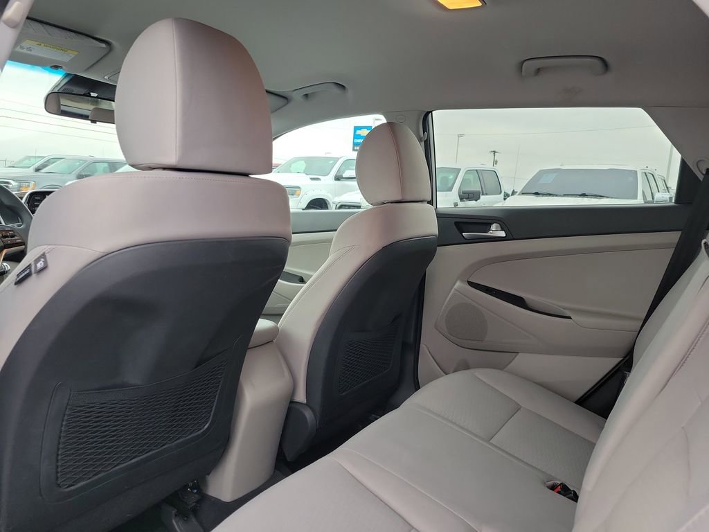 Used 2020 Hyundai Tucson SE image 15