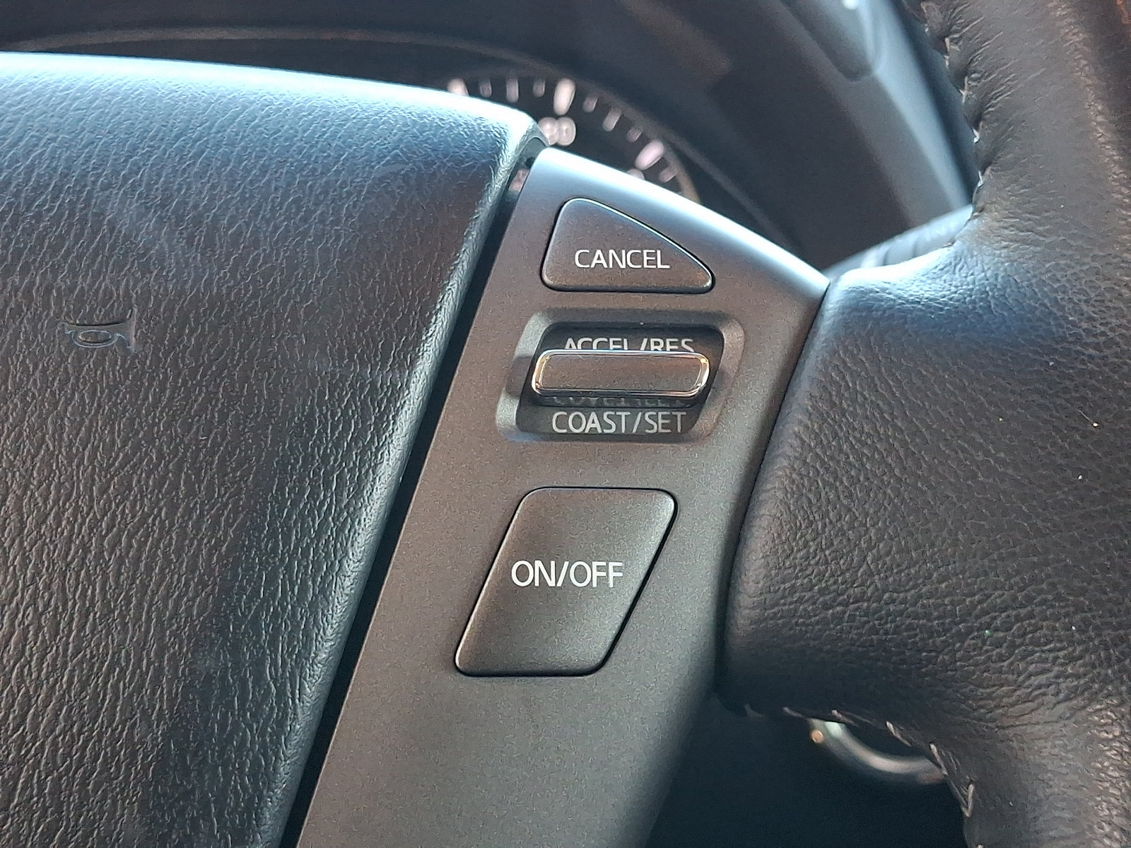 Used 2017 Nissan Armada SV w/ Driver Package RWD image 25