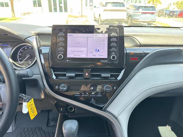 Used 2023 Toyota Camry LE FWD image 27