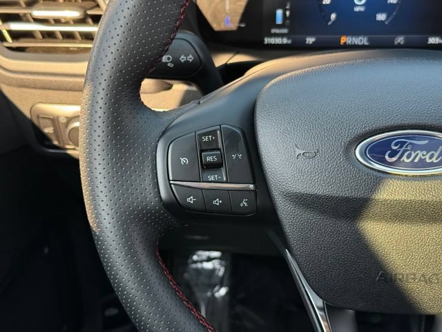 Certified 2025 Ford Escape ST-Line Select AWD/4WD image 24