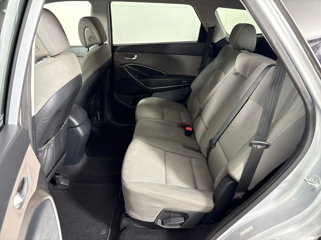 Used 2017 Hyundai Santa Fe SE w/ Cargo Package FWD image 28