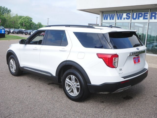Certified 2024 Ford Explorer XLT AWD/4WD image 7