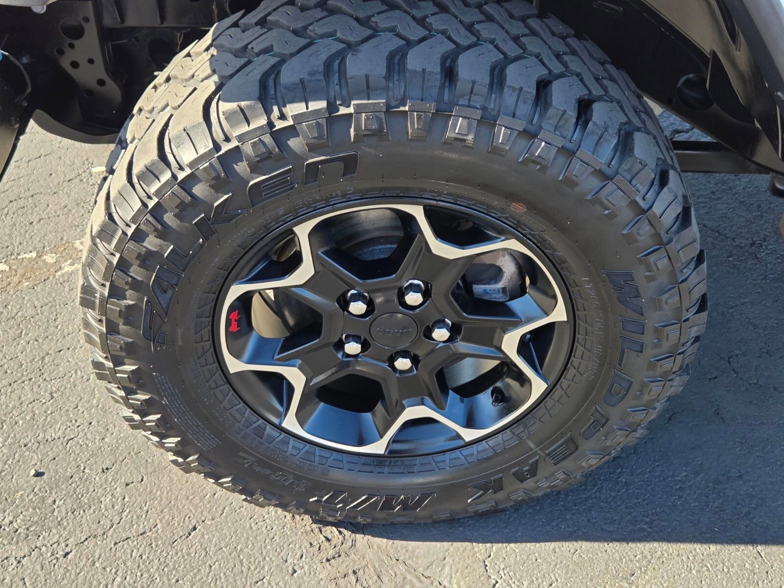 Used 2020 Jeep Wrangler Unlimited Rubicon w/ Quick Order Package 28Y Recon image 9