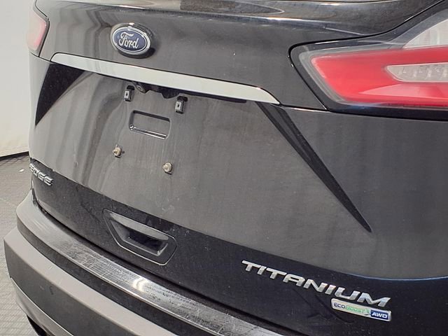 Certified 2020 Ford Edge Titanium w/ Class II Trailer Tow Package AWD/4WD image 10