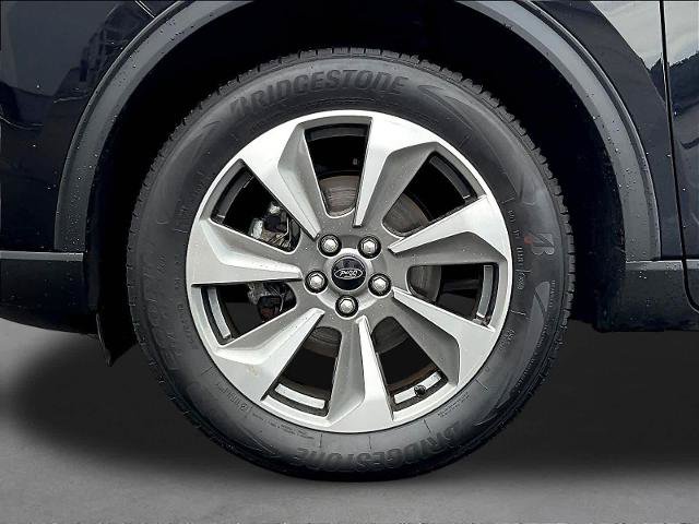 Certified 2024 Ford Escape Platinum AWD/4WD image 35