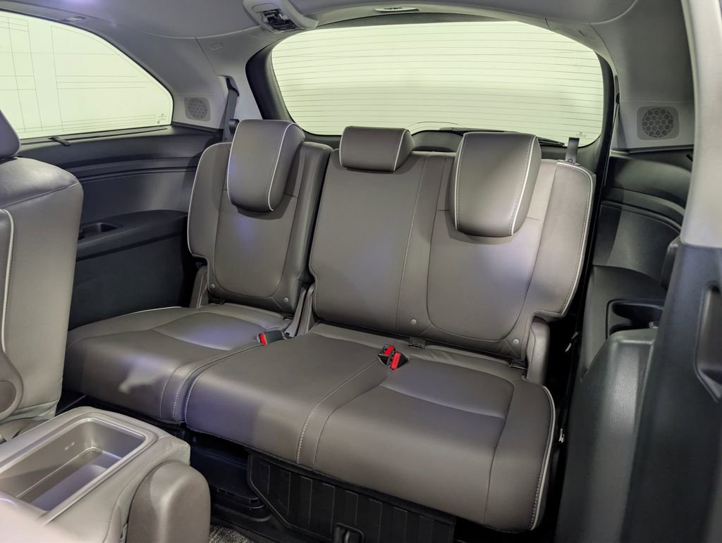 Used 2022 Honda Odyssey Elite image 12