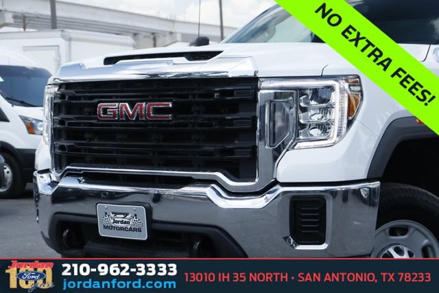 Used 2022 GMC Sierra 2500 Pro w/ Convenience Package AWD/4WD image 3