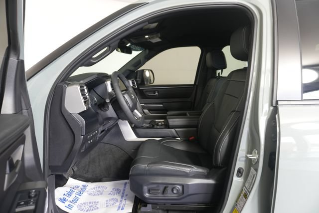 Used 2026 Toyota Tundra SR5 w/ SR5 Premium Package AWD/4WD image 24