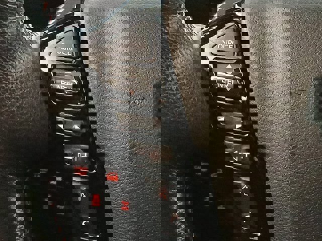 Used 2023 Nissan Frontier PRO-4X w/ Pro Convenience Package image 11