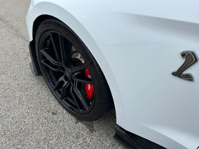 Certified 2021 Ford Mustang Shelby GT500 w/ Technology Package RWD image 9