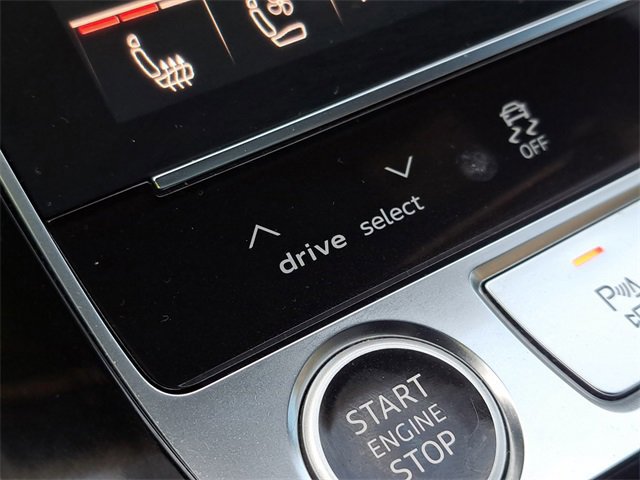 Used 2024 Audi Q7 3.0T Prestige w/ Prestige Package image 17